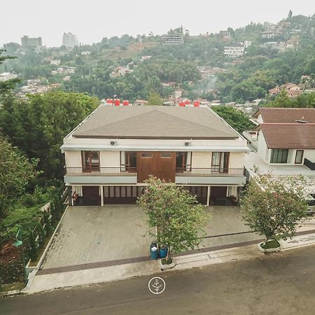 בנדונג Anindya Hill View Villa 7 Bedrooms With A Private Swimming Pool מראה חיצוני תמונה