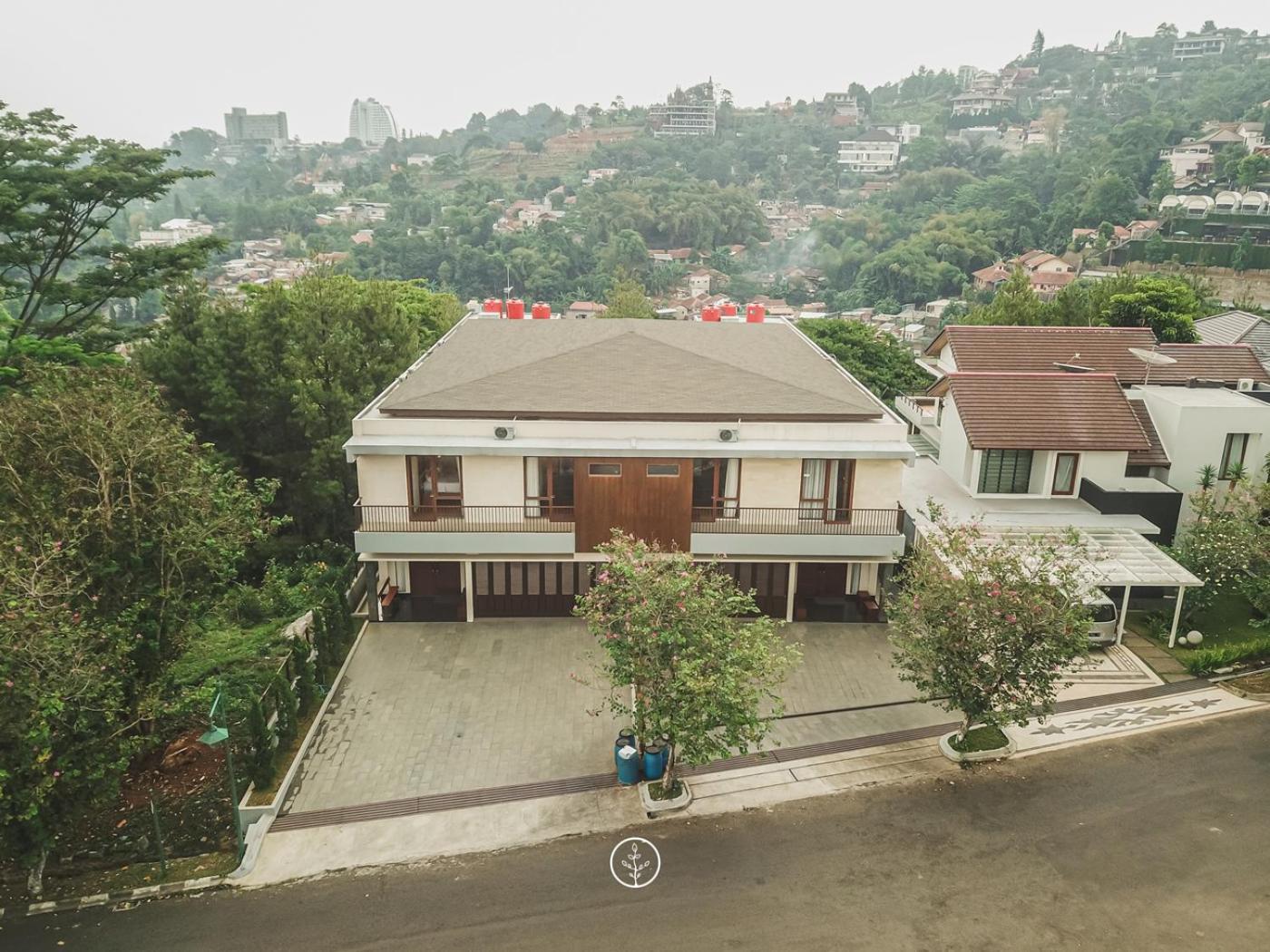 בנדונג Anindya Hill View Villa 7 Bedrooms With A Private Swimming Pool מראה חיצוני תמונה
