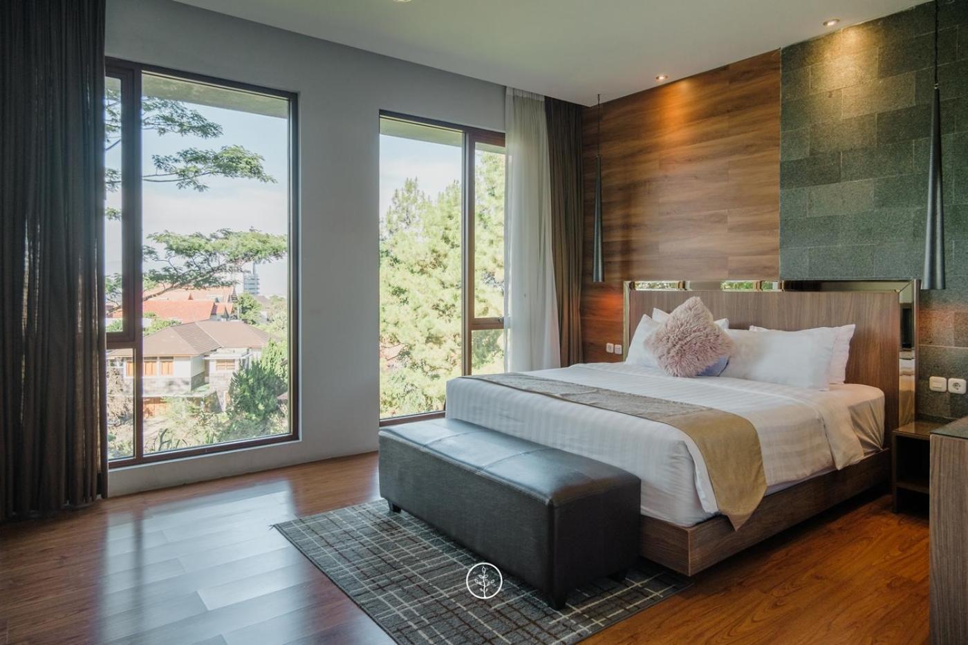 בנדונג Anindya Hill View Villa 7 Bedrooms With A Private Swimming Pool מראה חיצוני תמונה