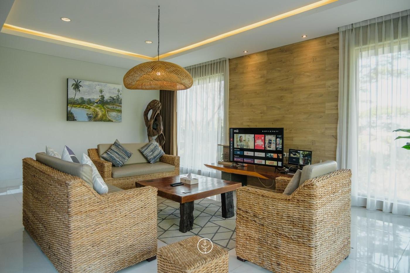 בנדונג Anindya Hill View Villa 7 Bedrooms With A Private Swimming Pool מראה חיצוני תמונה