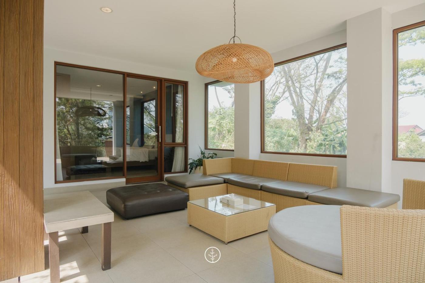 בנדונג Anindya Hill View Villa 7 Bedrooms With A Private Swimming Pool מראה חיצוני תמונה